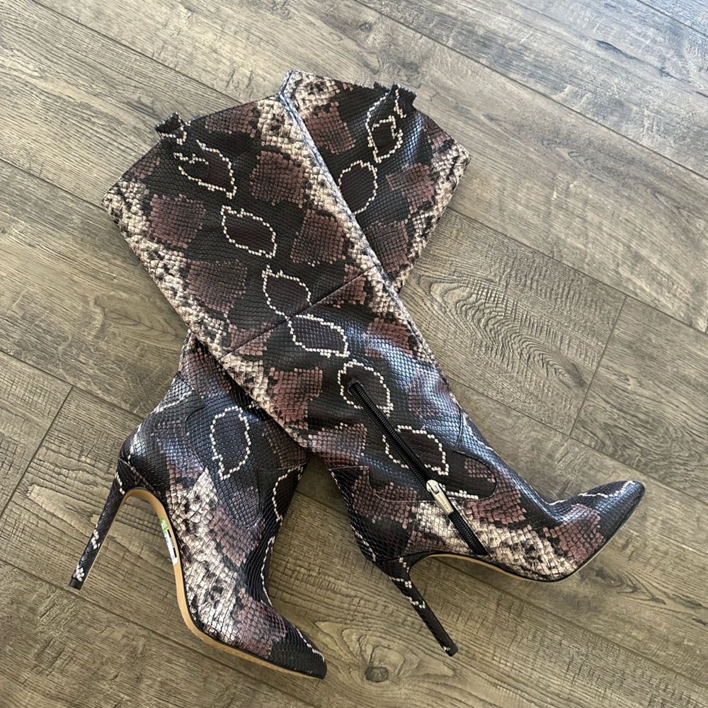 Vince camuto snake print boots